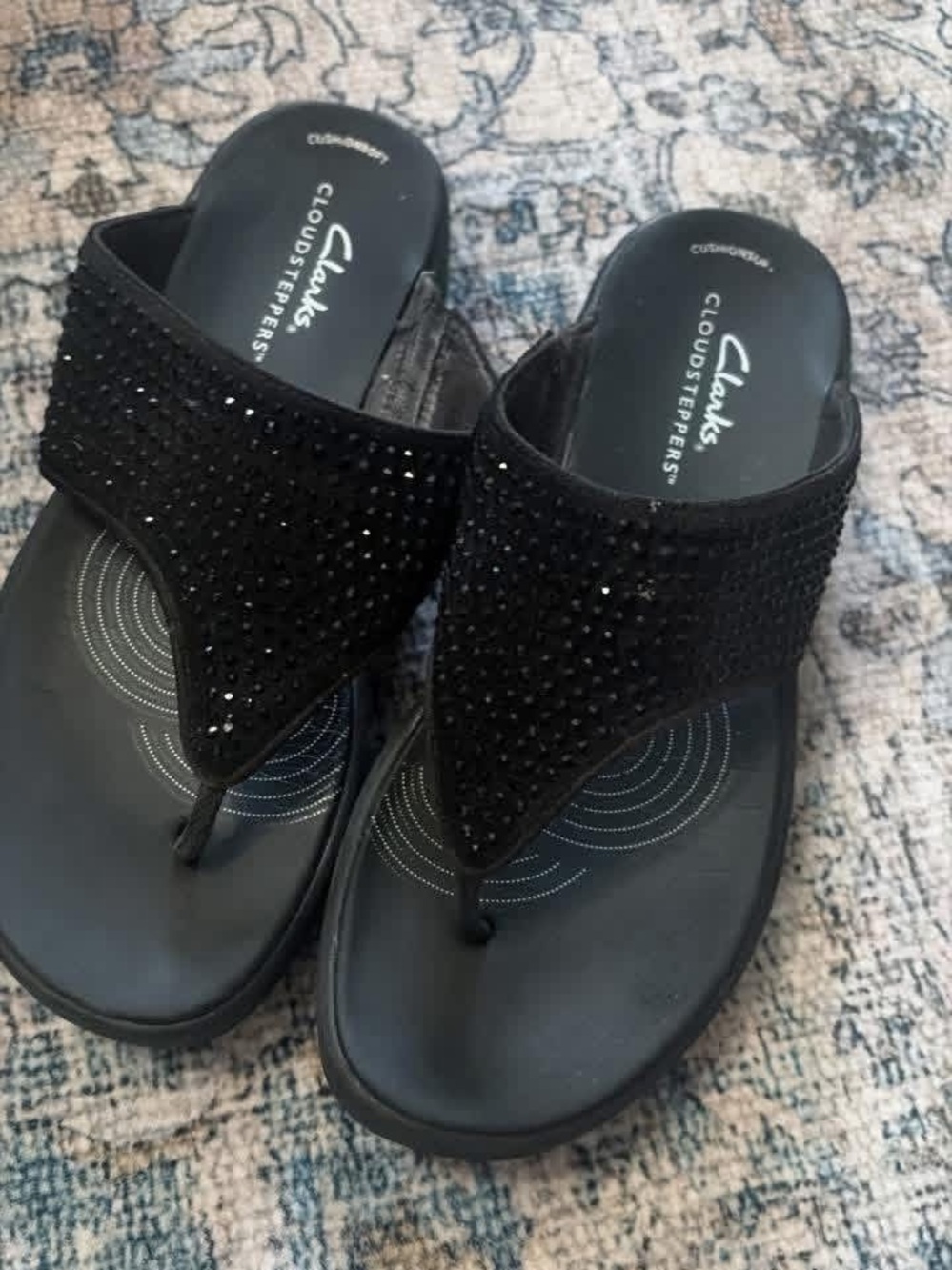 Clarks Black Crystal-Embellished Thong Sandals